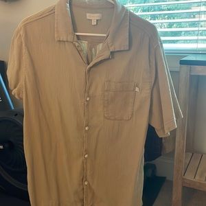 Urban Outfitters men’s medium camp collar shirt